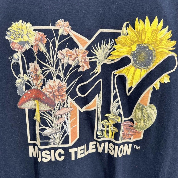 MTV‎ Black Logo Graphic Tee Small New - Picture 2 of 5